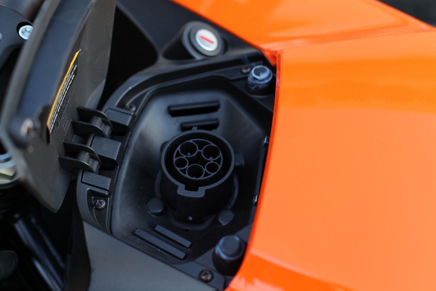 2025 Zero DS (ZF 14.4) Orange