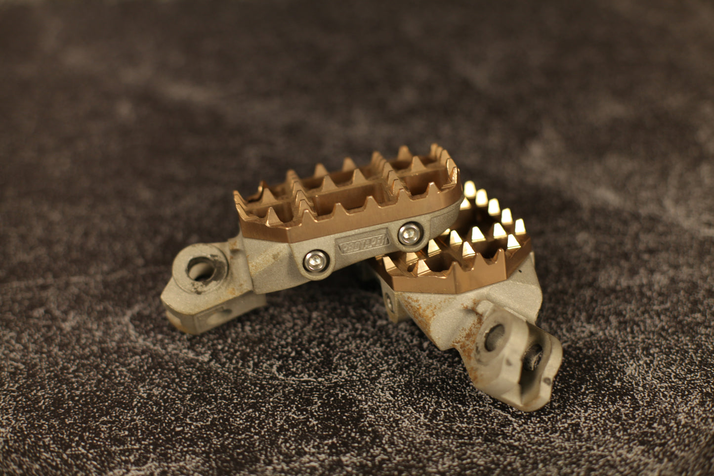 Garage Sale - Aggressive footpegs