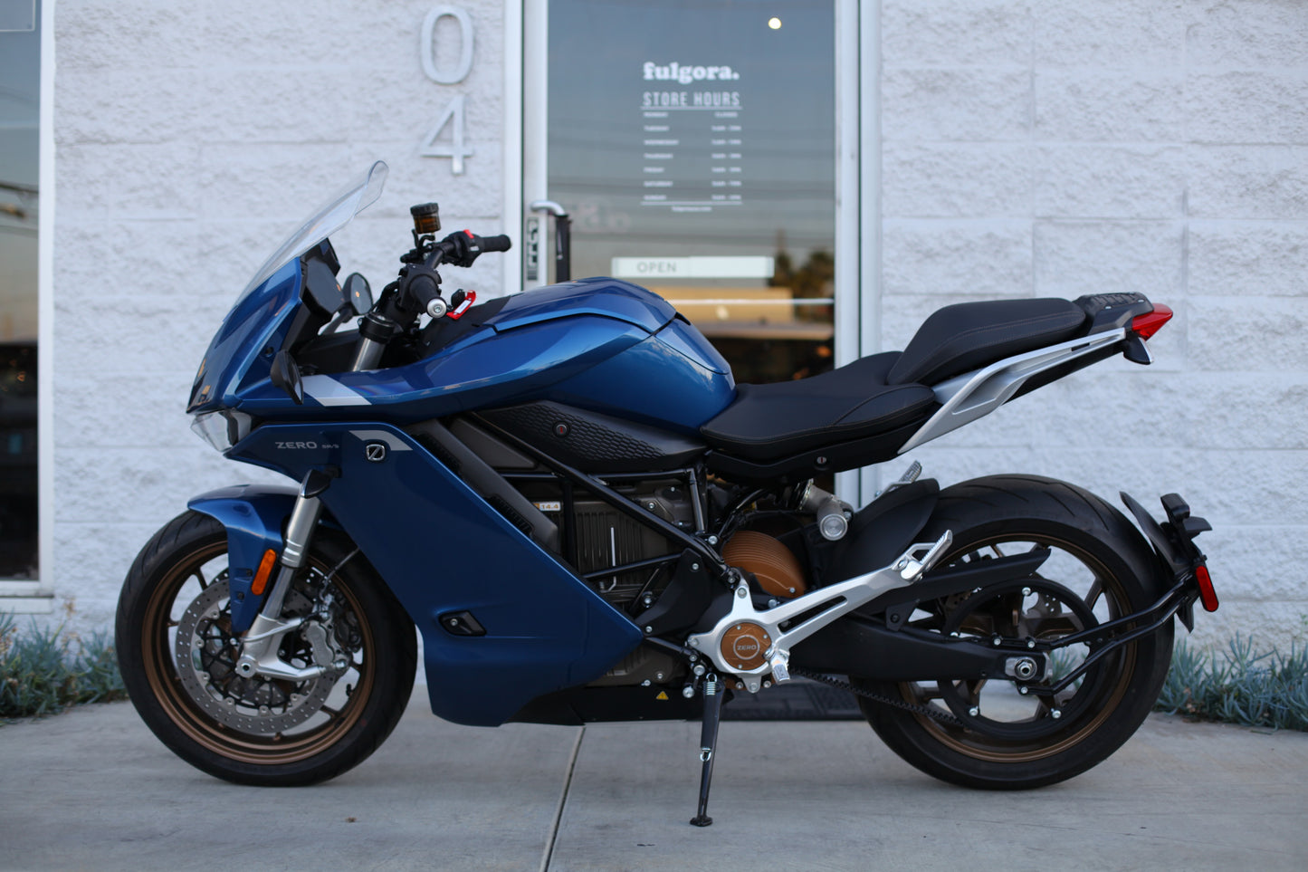 2021 Zero SR/S (ZF 14.4) Cerulean Blue – FULL WARRANTY $12,990