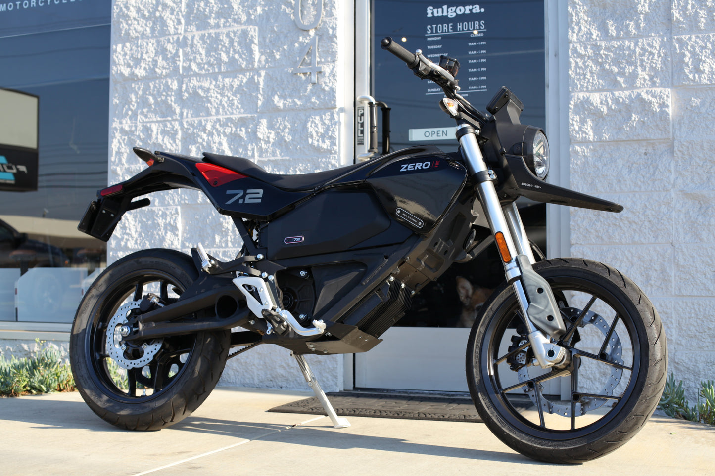 2023 Zero FXE (ZF 7.2) Jet Black-Gray