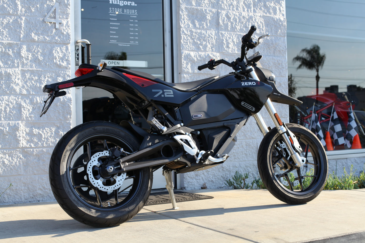 2023 Zero FXE (ZF 7.2) Jet Black-Gray