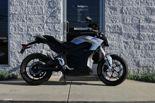 2018 Zero S (ZF 13.0) Satin Silver [PRE-OWNED] $4,990 OBO