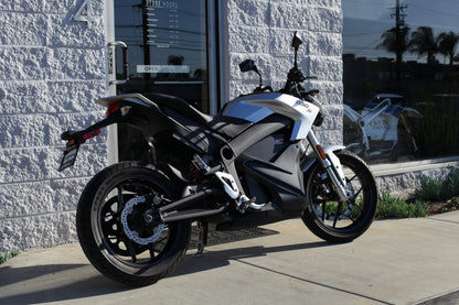 2018 Zero S (ZF 13.0) Satin Silver [PRE-OWNED] $5,990 OBO