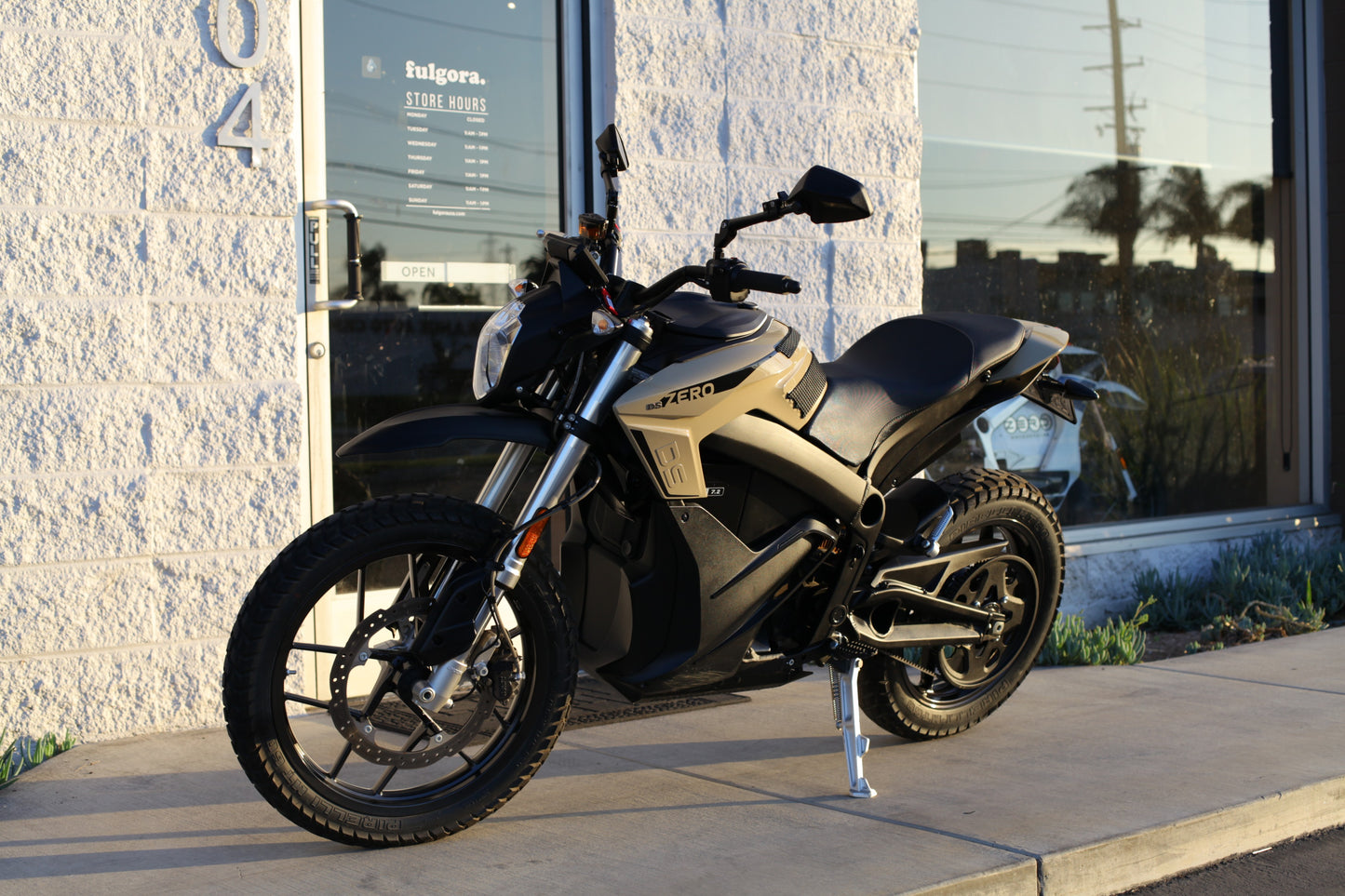 2022 Zero DS (ZF 7.2) Quicksand [PRE-OWNED] $6,990 OBO