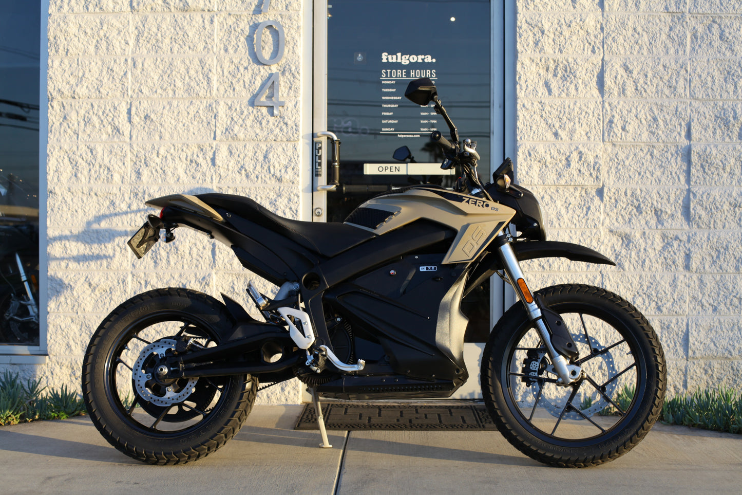 2022 Zero DS (ZF 7.2) Quicksand [PRE-OWNED] $6,990 OBO