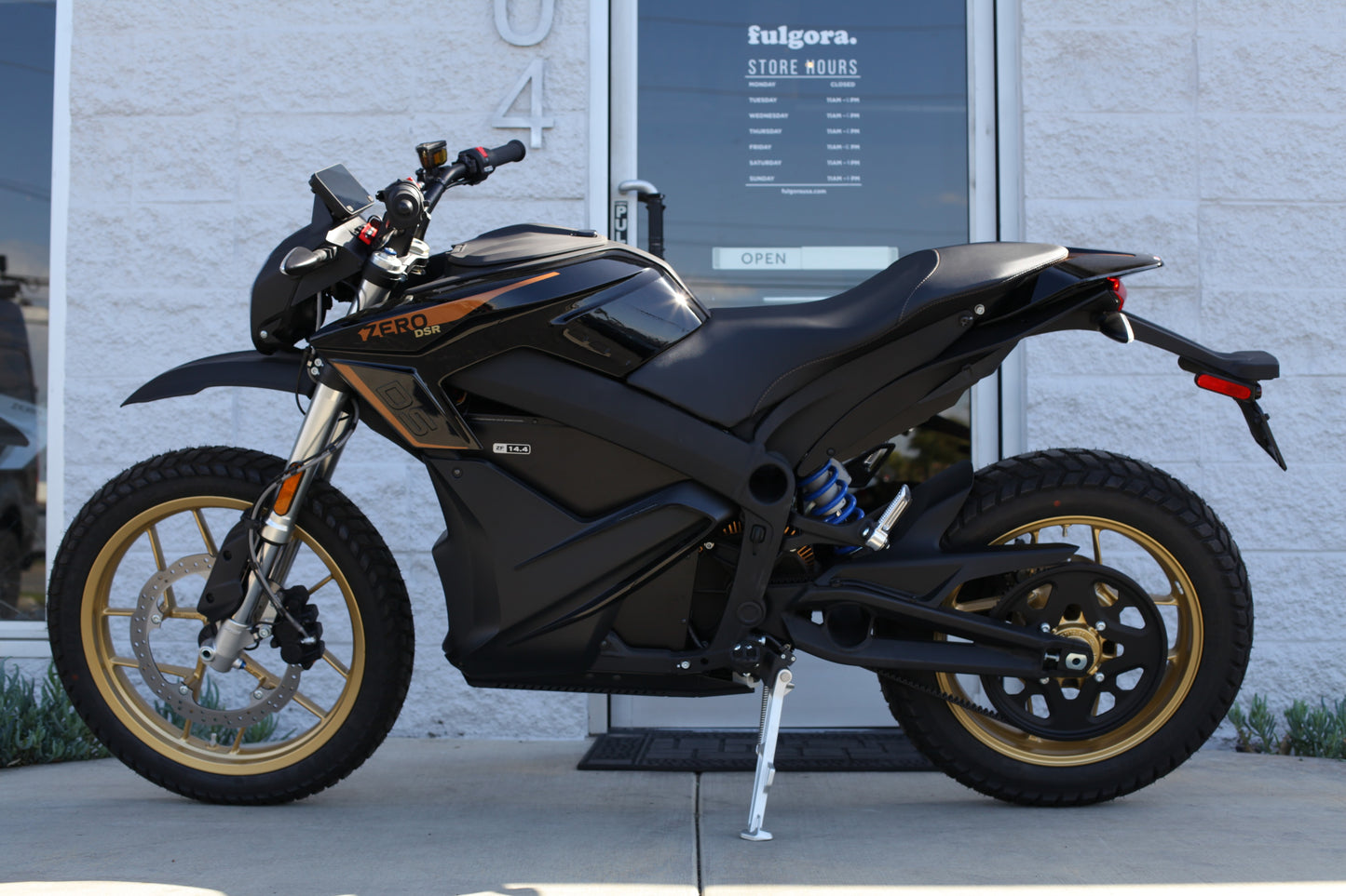 2023 Zero DSR (ZF 14.4) Black $8,990