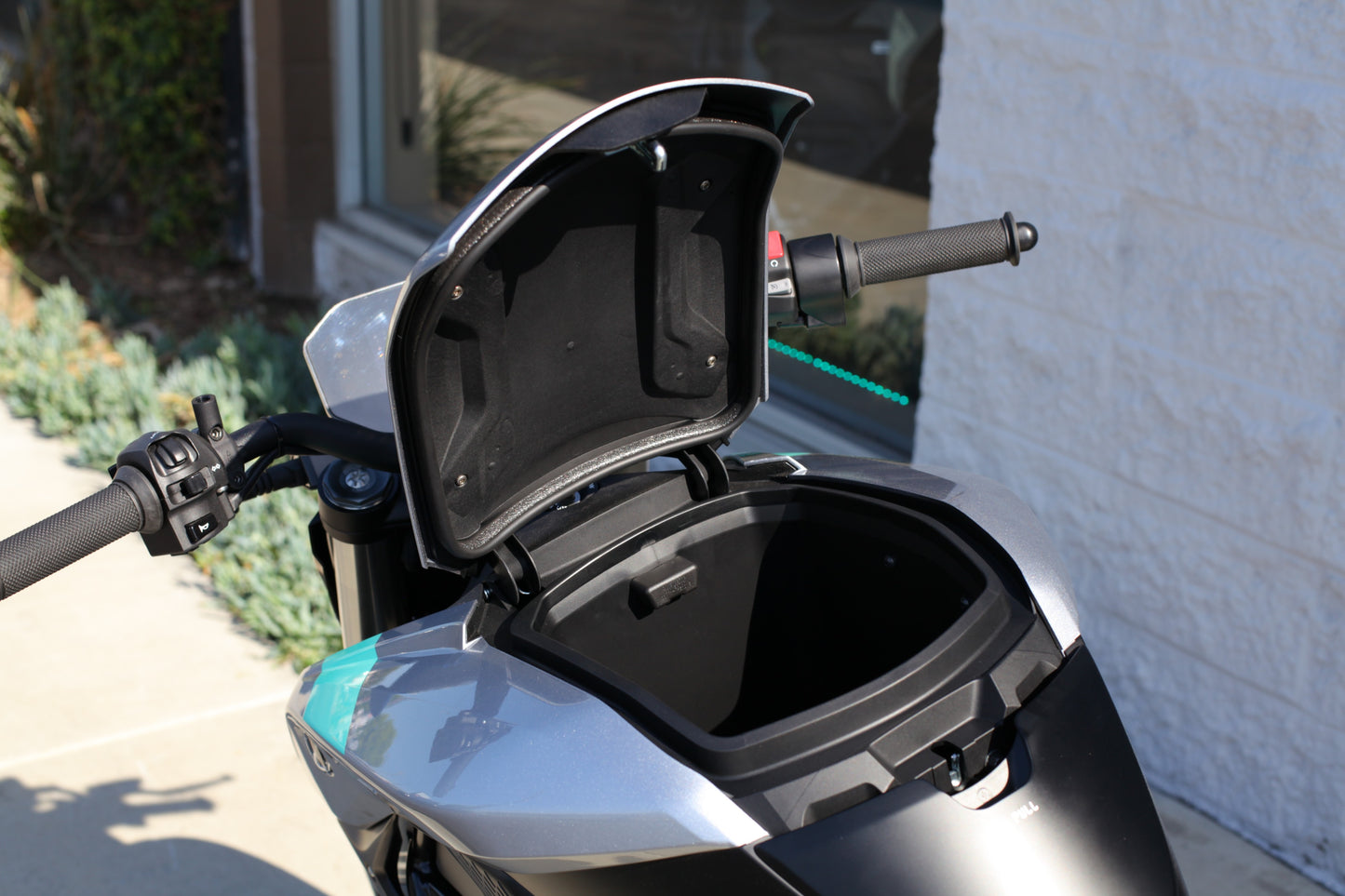 2025 Zero S (ZF 14.4+) Silver/Teal