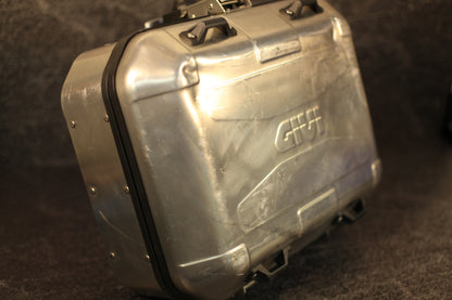 Garage Sale - Givi Trekker Dolomiti 30 Liter Monokey Case #1