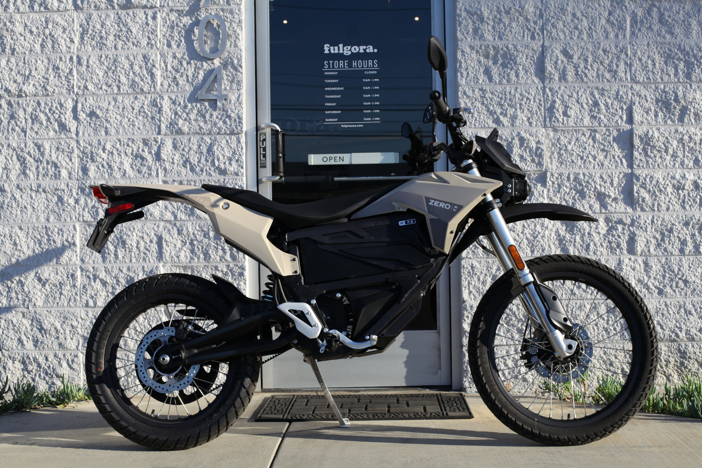 2022 Zero FX (ZF 7.2) Dune [PRE-OWNED] $7,990 OBO