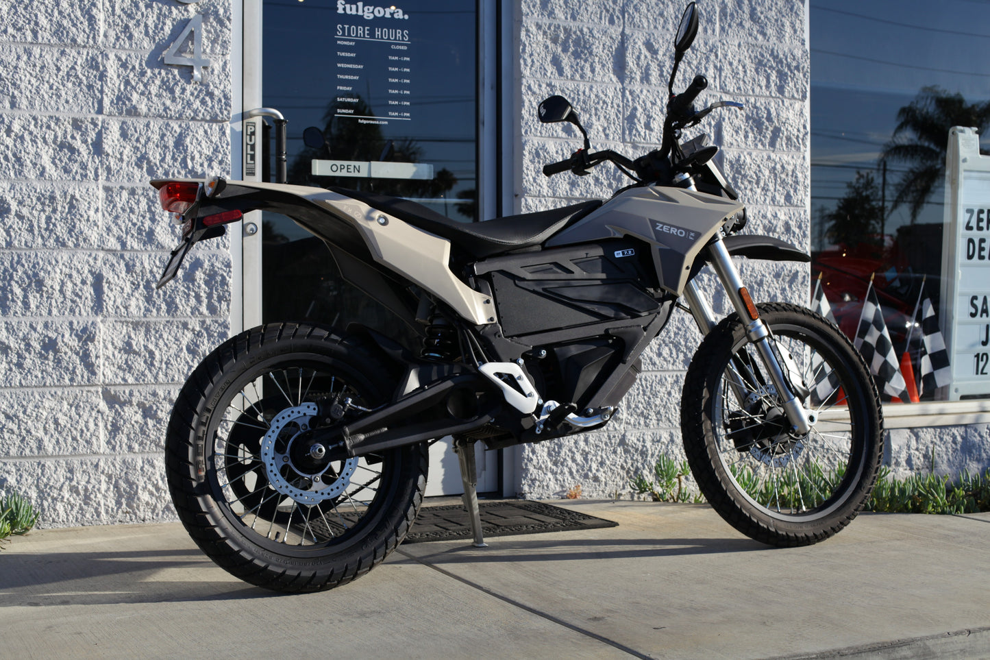 2022 Zero FX (ZF 7.2) Dune [PRE-OWNED] $7,990 OBO