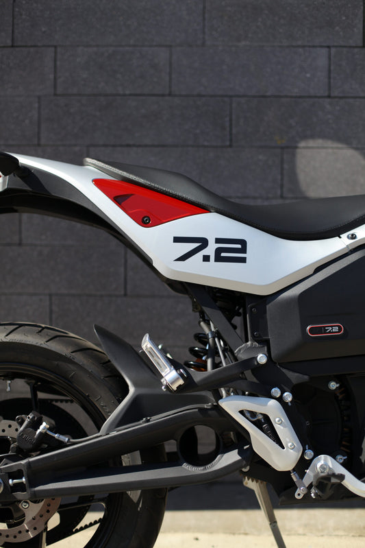 FXE8